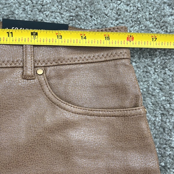 NWT Chico’s 1.5 Short Slimming Peyton Brown Faux Leather Stretch Slim Leg Pant - Picture 11 of 11